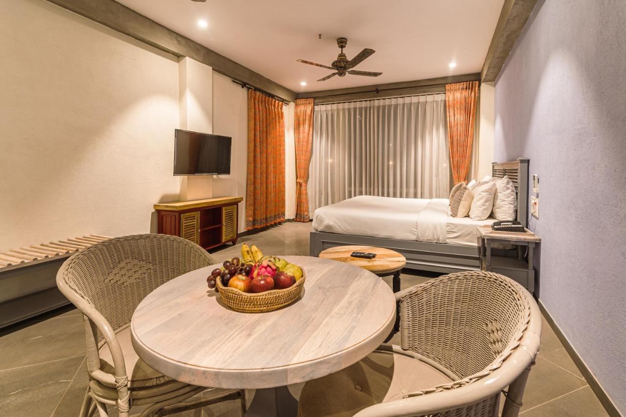 Bougainvilla Apartment Surate Extérieur photo